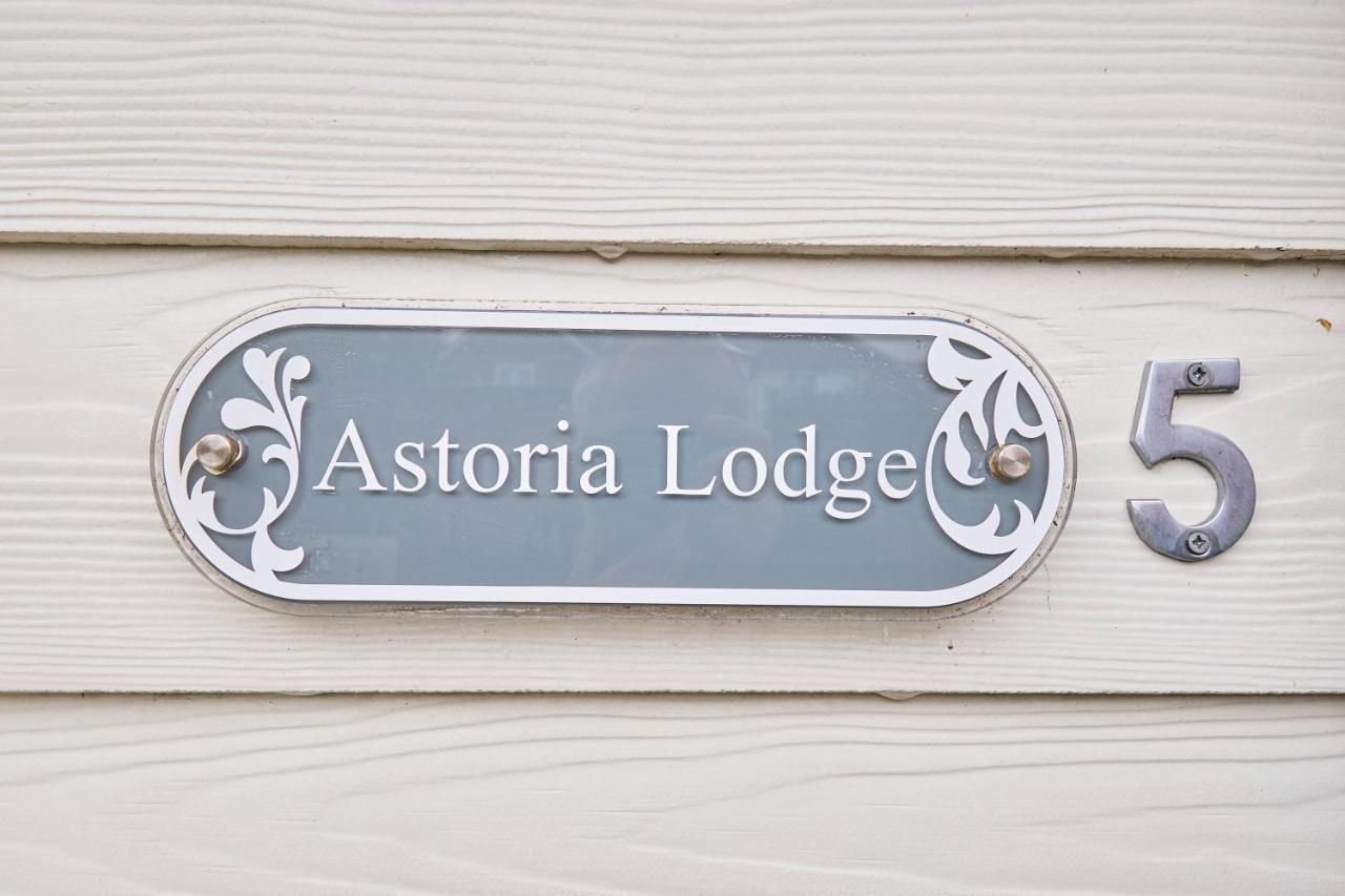 Host & Stay - Astoria Бродстеърс Екстериор снимка